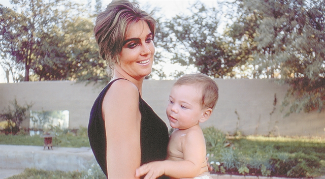 Λυρισμός για τα «σκουπίδια της ζωής»