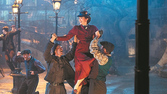 Κάτι τρέχει με τη Μαίρη (Πόπινς)