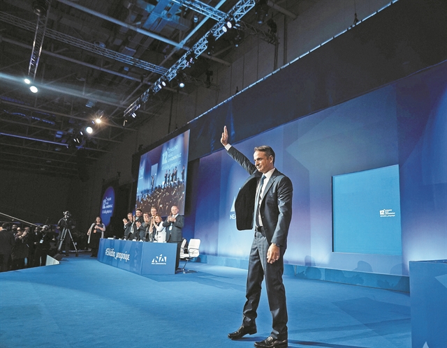 Νέες ισορροπίες με το βλέμμα στην Ευρώπη