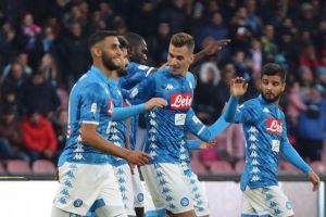 Πέταγε «φωτιές» η Νάπολι, 4-0 τη Φροζινόνε