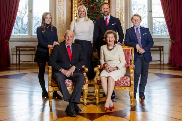 Πώς θα γιορτάσουν οι «γαλαζοαίματοι» της Ευρώπης τα Χριστούγεννα