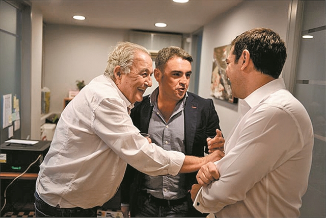 «Στην απελπισία σας μπορεί να βγάλετε κάτι»