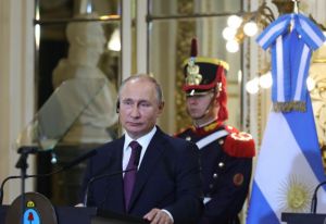 Πούτιν: Αναγκαία μια συνάντηση με τον Τραμπ