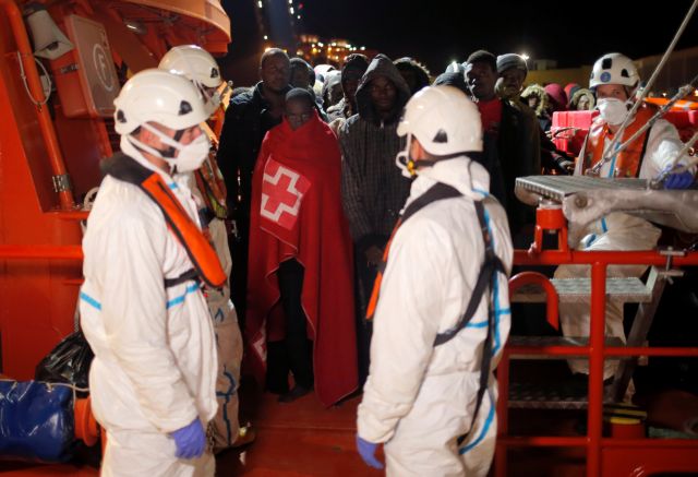 Πλοίο γερμανικής MKO με μετανάστες προσεγγίζει τη Μάλτα