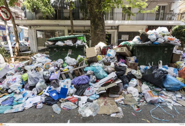 Θεσσαλονίκη: 500 τόνοι απορριμμάτων στους δρόμους