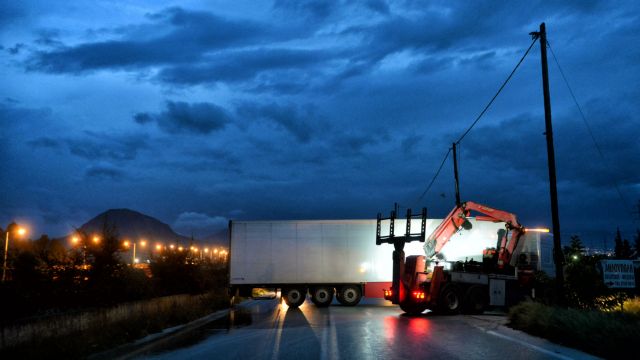 Καραμπόλα πέντε αυτοκινήτων στη Θεσσαλονίκη