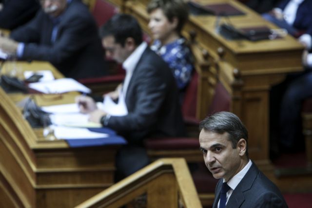 Οξύτατη αντιπαράθεση Μαξίμου – ΝΔ μετά τις καταγγελίες Μητσοτάκη στη Βουλή