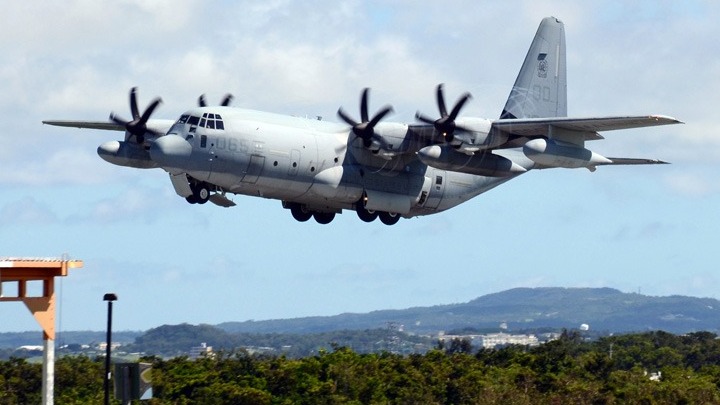 Πέντε πεζοναύτες αγνοούνται από τη σύγκρουση δύο αεροσκαφών