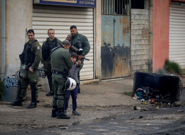 Ασπρόπυργος: Επεισόδια έξω από καταυλισμό Ρομά