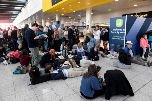 Βρετανία: Κλειστό το Γκάτγουικ, κανονικά οι πτήσεις στα άλλα αεροδρόμια