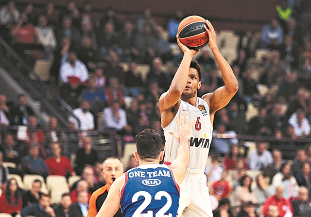 Θρίαμβος με… γαλλικό κλειδί