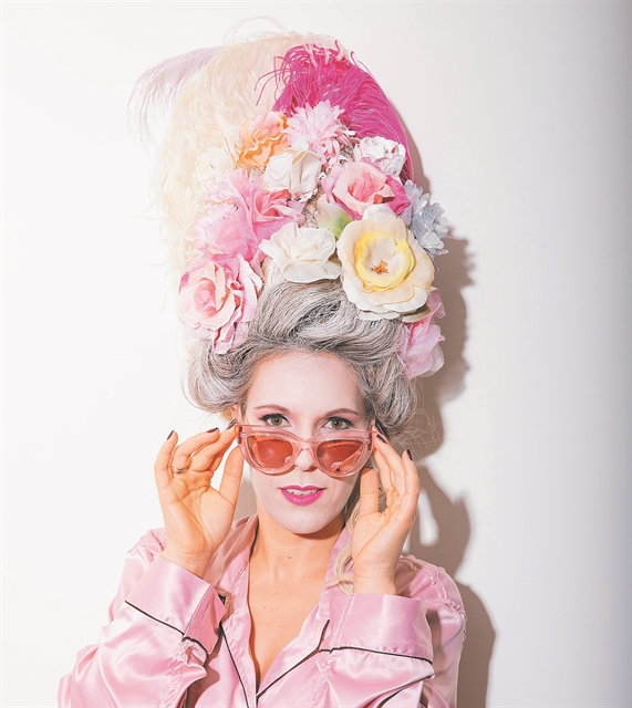 «Ο κόσμος της Μανόν καταναλώνει ηδονές, ανθρώπους και αξίες»