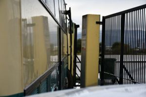 Διαψεύδει το υπουργείο ότι συνελήφθησαν μαθητές