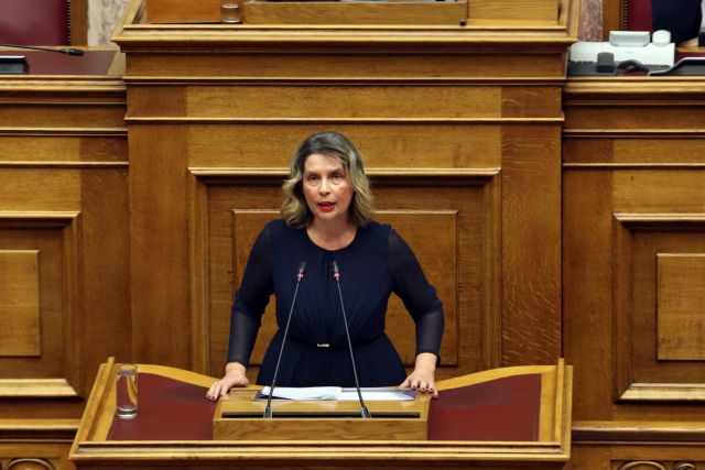 Παπακώστα: Ηθελαν να πλήξουν την Δημοκρατία