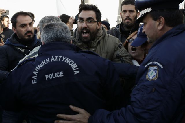 Συγκέντρωση διαμαρτυρίας εκπαιδευτικών για το νέο σύστημα διορισμών