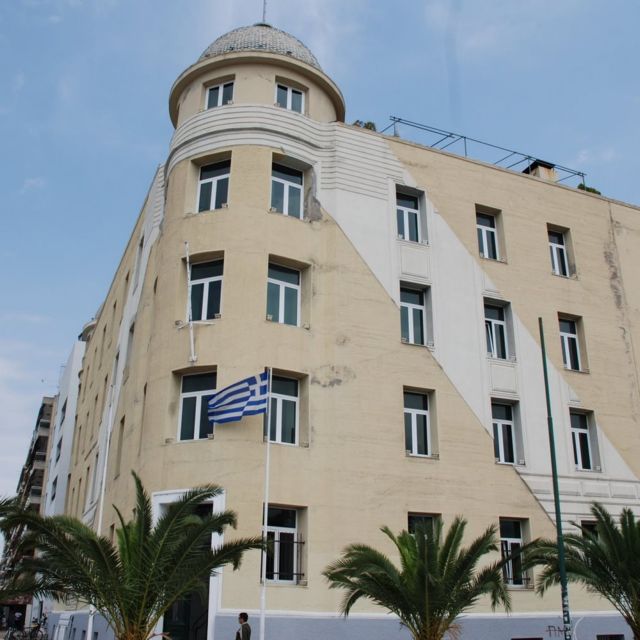 Υποπτος φάκελος στο Βόλο: Πέντε άτομα στο νοσοκομείο