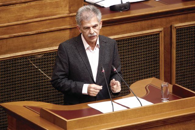 Ο Δανέλλης δίνει ψήφο εμπιστοσύνης και σανίδα σωτηρίας στον Αλέξη Τσίπρα