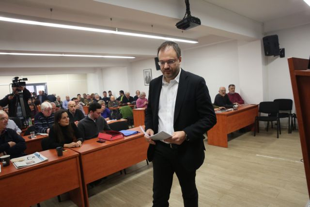 Διεγράφη από την ΚΟ του ΚΙΝΑΛ ο Θανάσης Θεοχαρόπουλος μετά το «ναι» στις Πρέσπες