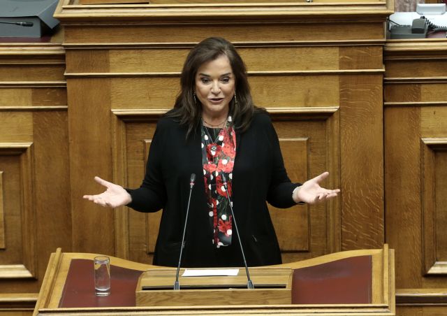 Μπακογιάννη: Αυτή η ψήφος εμπιστοσύνης δεν έχει πολιτική ούτε δημοκρατική νομιμοποίηση