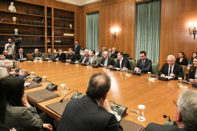 ΝΔ : Αυξηση κατώτατου μισθού για να ξεχαστεί η Συμφωνία