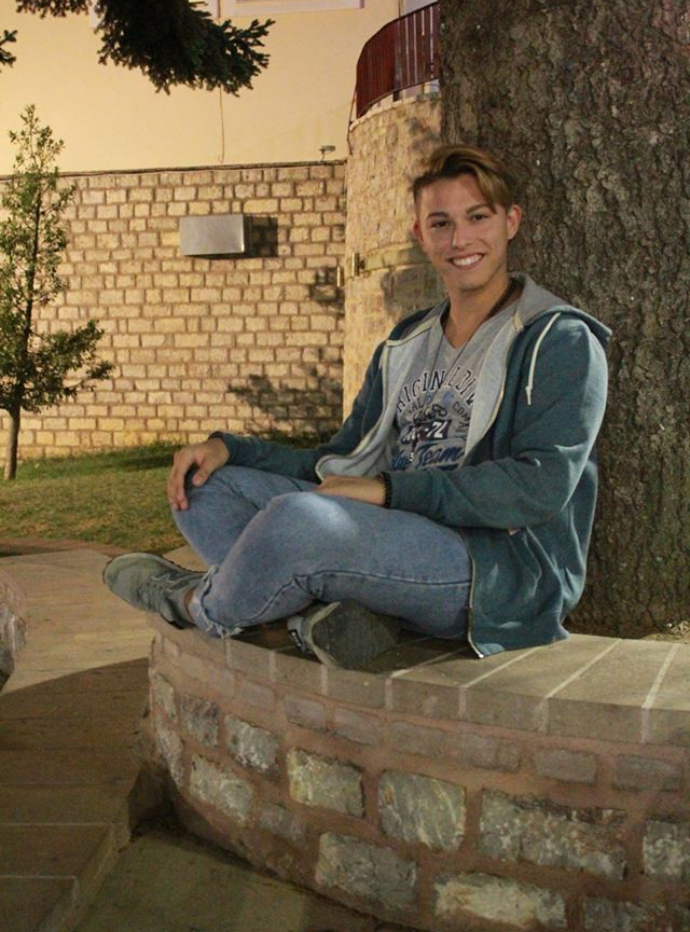 «Εσβησε» το ταλέντο του Αλεξ από ηλεκτροπληξία με ένα… σεσουάρ