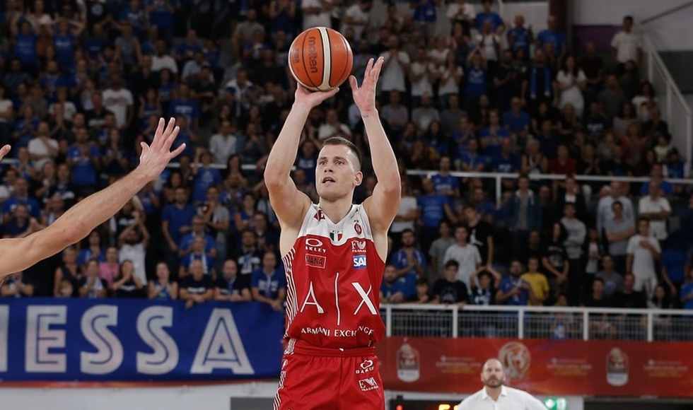 Χάνει Νέντοβιτς η Αρμάνι ενόψει Μπουντούτσνοστ