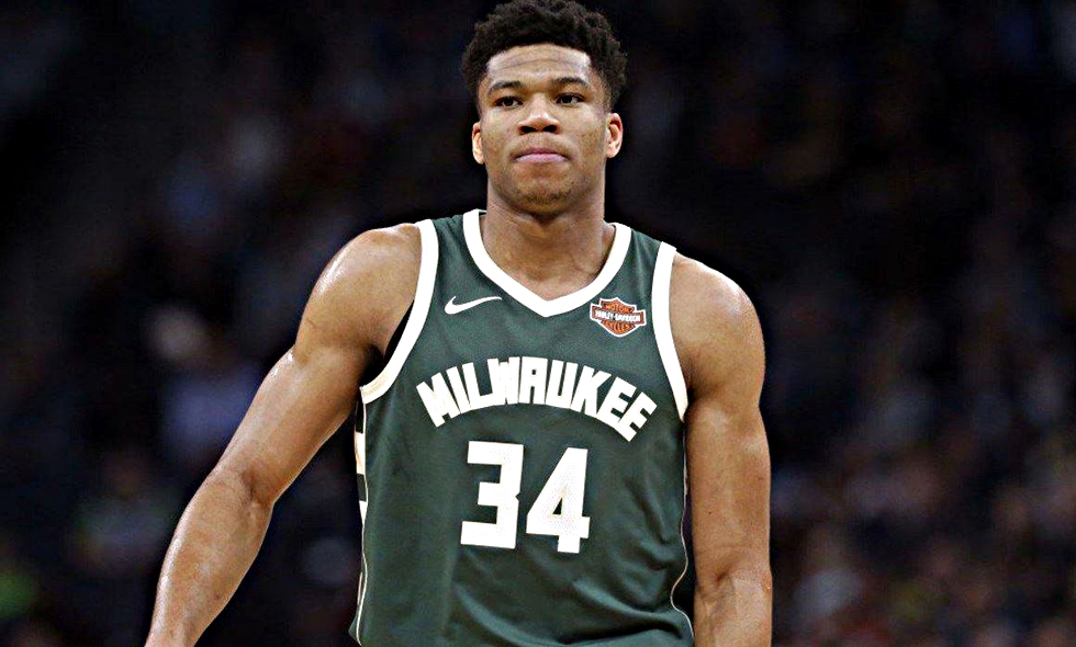 Έτσι διέλυσε τους Χόρνετς ο Αντετοκούνμπο