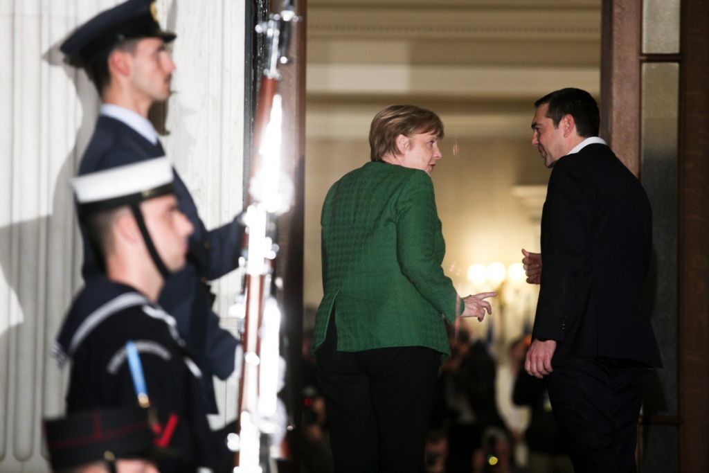 Οι πλειοψηφίες είναι για τις δημοκρατίες, εμείς είμαστε προτεκτοράτο