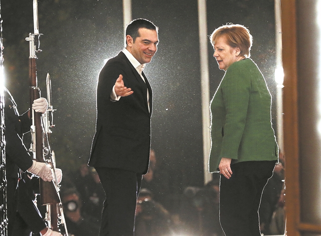 Οι Πρέσπες, οι έπαινοι και η γερμανική βιασύνη