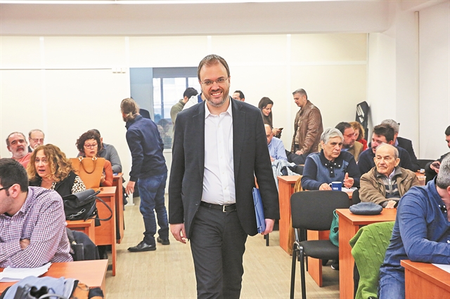 Εκτακτο συνέδριο μετά τη διαγραφή Θεοχαρόπουλου