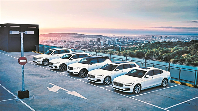 Στην πρίζα όλα τα μοντέλα την επόμενη δεκαετία