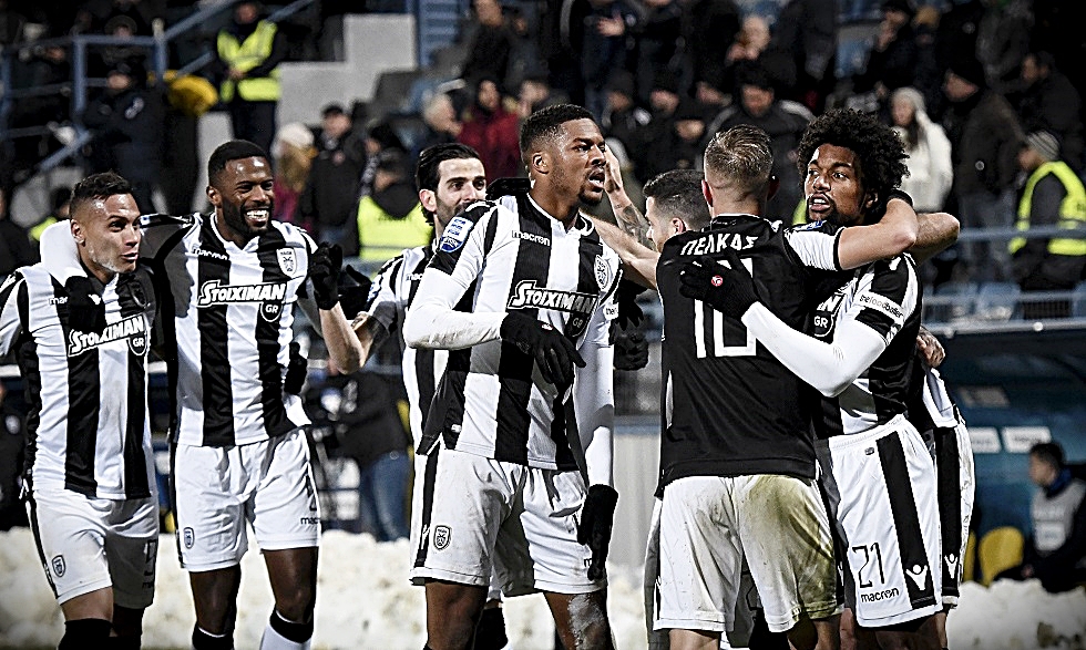 «Μη σταματάς Δικέφαλε πρωτάθλημα θα πάρουμε»