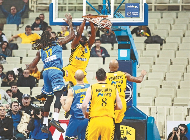 Ο Γκάλης, ο Τσιτσιπάς και το δώρο του Θεού!