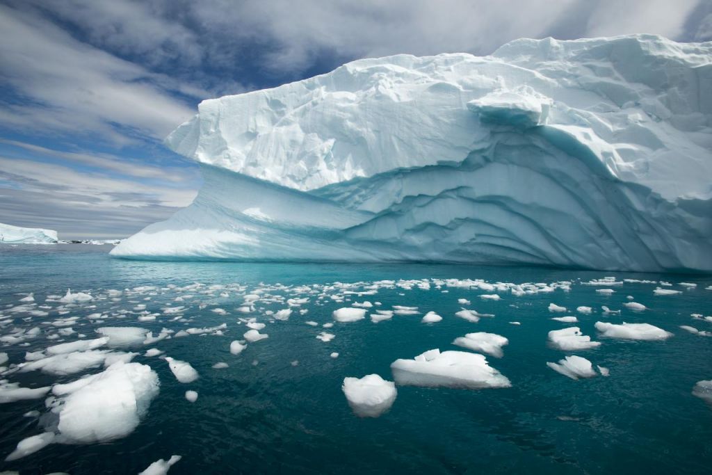 Ζωή κάτω από ένα χιλιόμετρο πάγων στην Ανταρκτική;