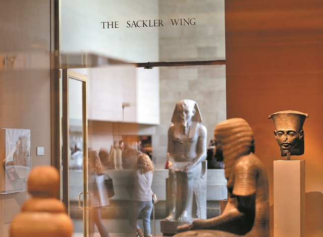 Κόρτνεϊ Λαβ εναντίον Σάκλερ