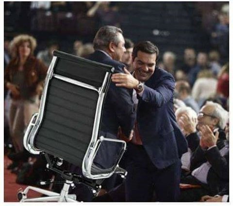 Το Twitter … διαλύει τον Καμμένο – «Ξεκίνησαν οι εργασίες αποκόλλησης από την καρέκλα;»