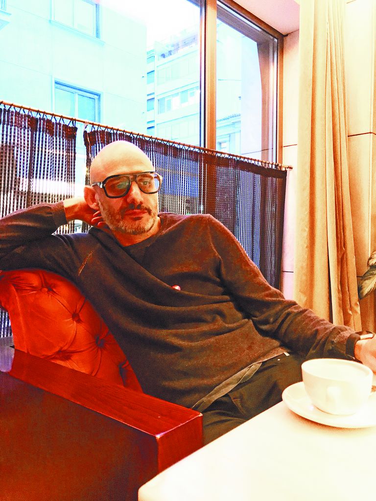 «Μέσα στην κρίση, κάτι χάσαμε από φινέτσα»