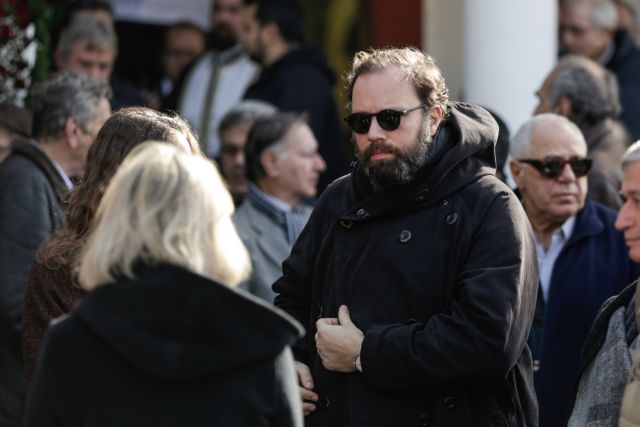 Γιώργος Λάνθιμος : Το τελευταίο «αντίο» στον πατέρα του