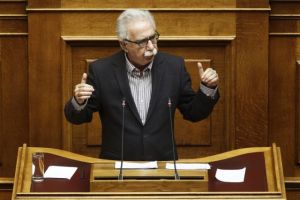 Κόντρα Κουτσούμπα-Γαβρόγλου: Είσαι υπουργός της αμάθιας