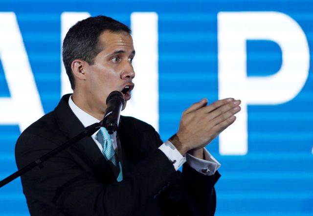 Βενεζουέλα: Εφοδο στο σπίτι του καταγγέλλει ο Γκουαϊδό