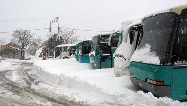 Φάρσαλα: Λεωφορείο με μαθητές βγήκε εκτός πορείας λόγω παγετού