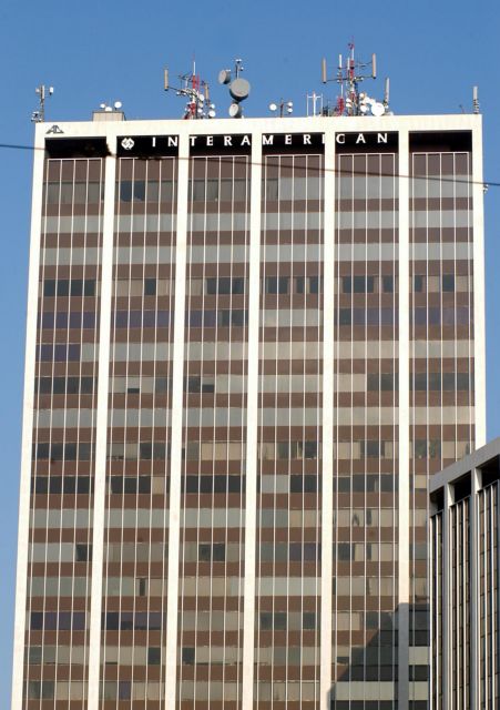 Πήδηξε με «παρά πέντε» από τον Πύργο των Αθηνών