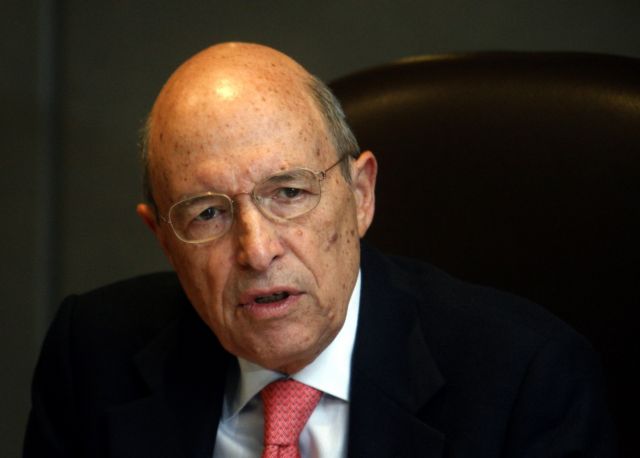 Καλύτερα να μην τους πει κανένα