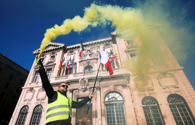 Γαλλία: Επεισοδιακή η «8η Πράξη» των «Κίτρινων Γιλέκων»