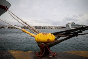 Κανονικά τα δρομολόγια των πλοίων από Πειραιά, Ραφήνα και Λαύριο