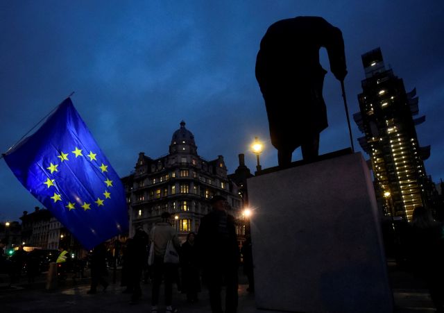 Brexit: Καταψηφίστηκε η συμφωνία αποχώρησης από την ΕΕ
