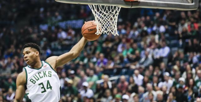 Αντετοκούνμπο : Αποθεώθηκε από τον Τσίπρα