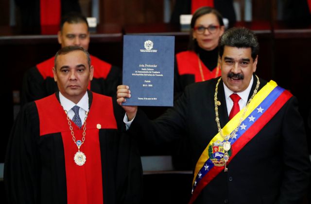 Βενεζουέλα: Εν μέσω αμφισβητήσεων ορκίστηκε ο Μαδούρο