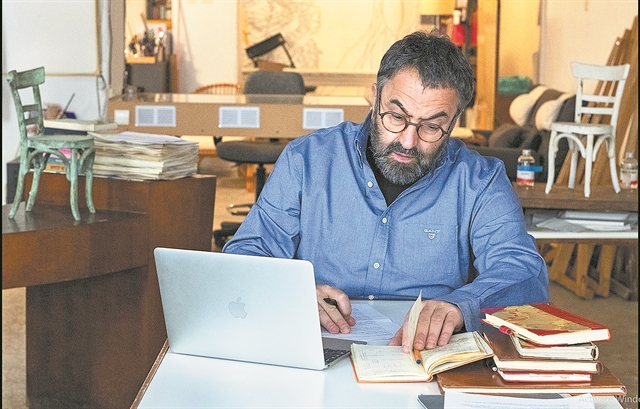 «Θ’ ακούσουν με τα μάτια και θα δουν με τα αφτιά»