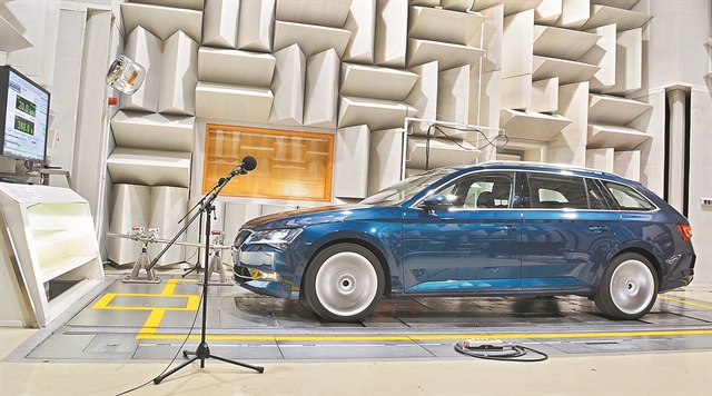 e-Skoda: Κάνουν… θόρυβο για τους πεζούς